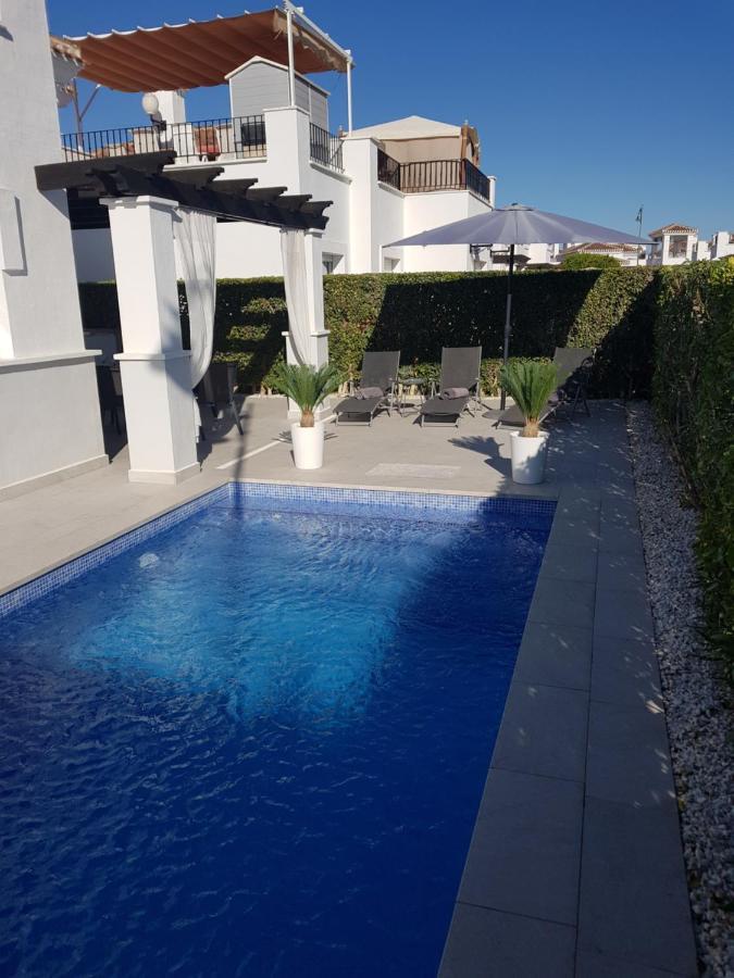 Villa mit privatem Pool, zentrumsnah Roldán Exterior foto